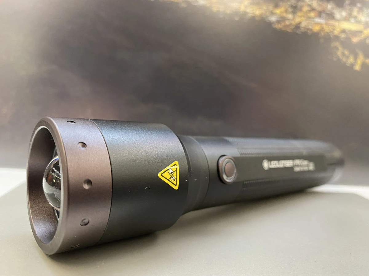 LED LENSER® P7R CORE Taschenlampe 3 LED LENSER® P7R CORE Taschenlampe