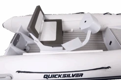 Quicksilver FCT725 1 Personen-Pilotkonsole Weiß 9 Quicksilver FCT725 1 Personen-Pilotkonsole Weiß -Boot Welt Quicksilver Inflatable 1 person console white 5